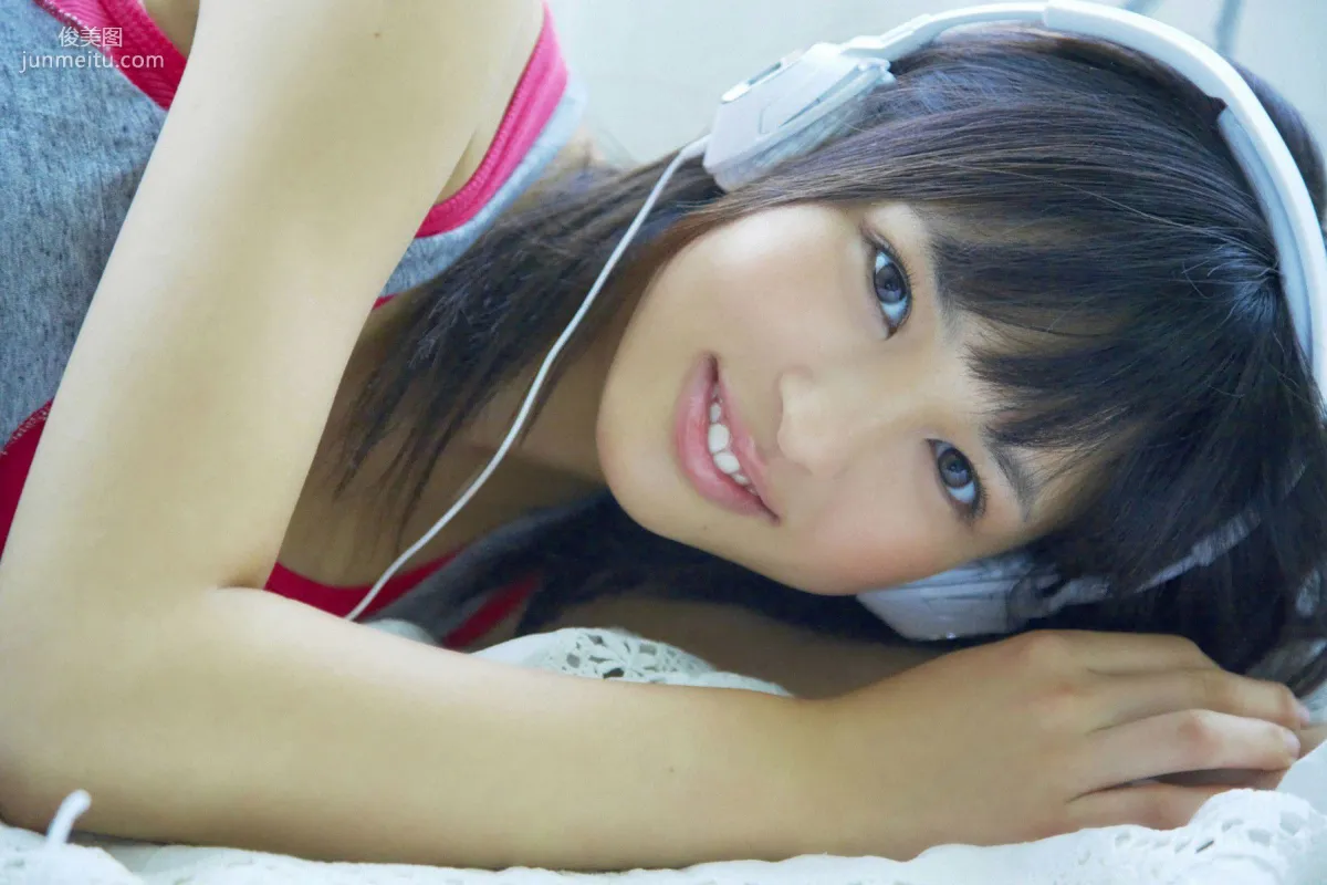[Wanibooks] NO.74 Moe Arai 荒井萌 写真集2