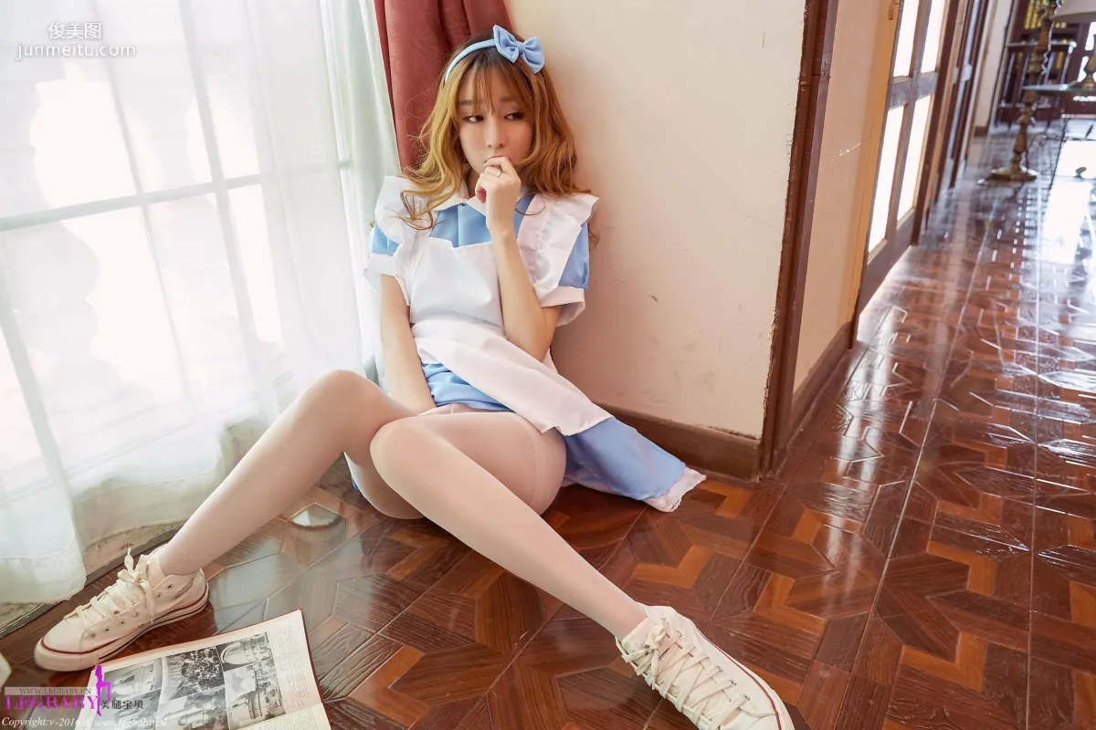 Wang Yuchun, Silk Stockings Maid Outfit [Leg Babes] V020 Photo Set photo 24