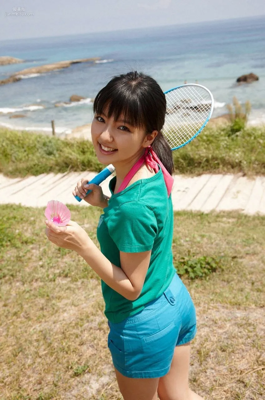 真野恵里菜 2010 Special Version [VYJ] No.105 写真集1