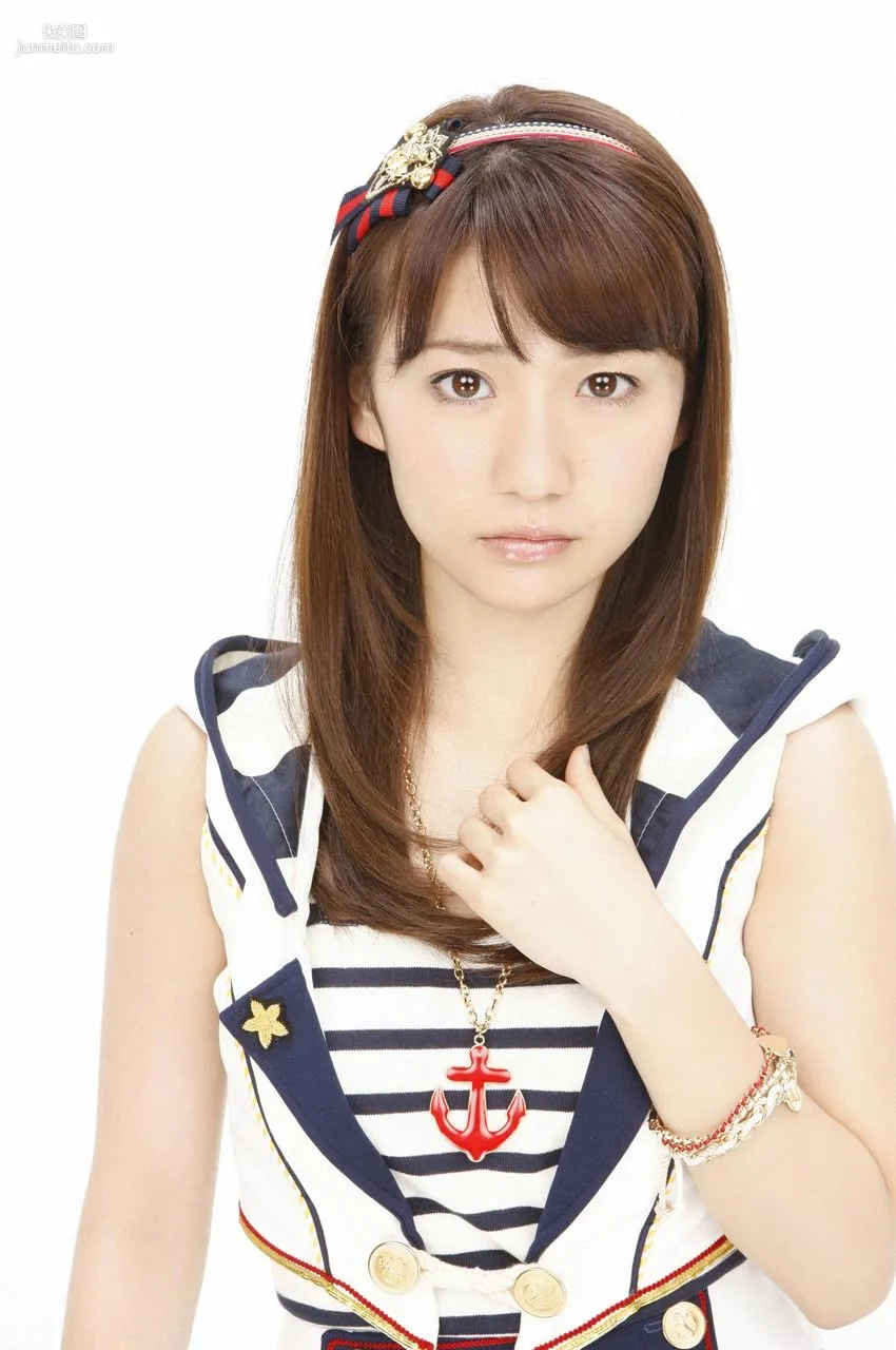 Atsuko Maeda/Yuko Oshima/Haruna Kojima/Tomomi Itano/Mayu Watanabe [VYJ] No.111 Photo Set photo 24