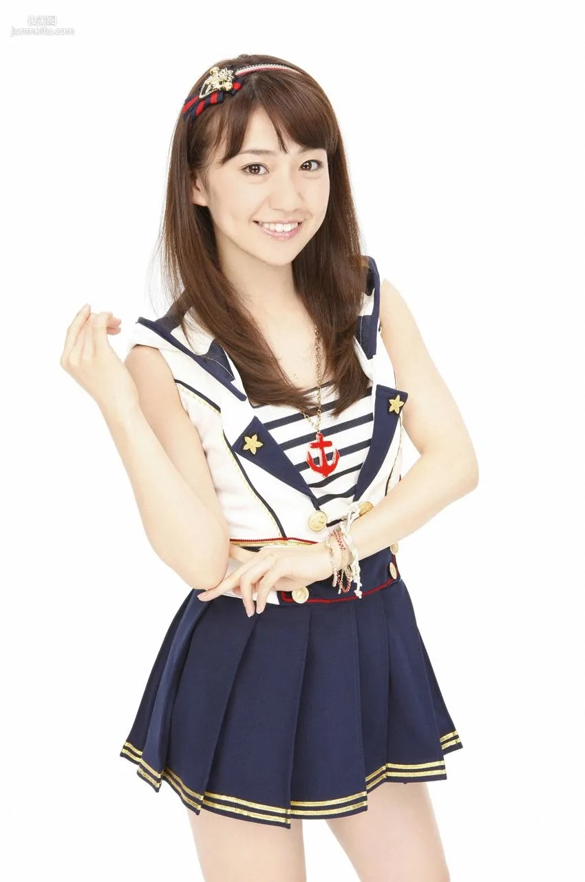 Atsuko Maeda/Yuko Oshima/Haruna Kojima/Tomomi Itano/Mayu Watanabe [VYJ] No.111 Photo Set photo 22