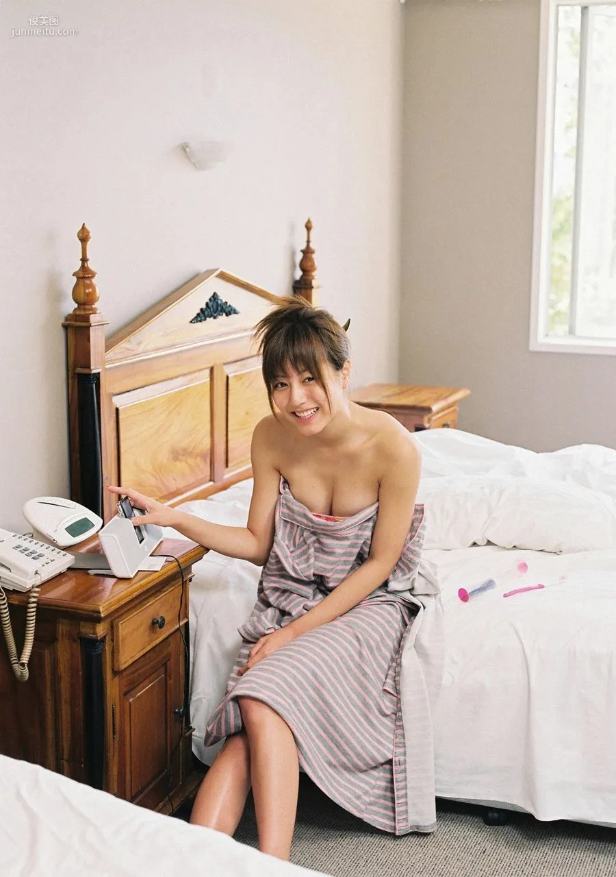Yumi Sugimoto [WPB-net] Deluxe Photo Set photo 33