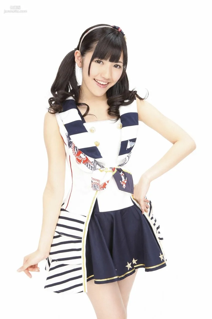 Atsuko Maeda/Yuko Oshima/Haruna Kojima/Tomomi Itano/Mayu Watanabe [VYJ] No.111 Photo Set photo 14