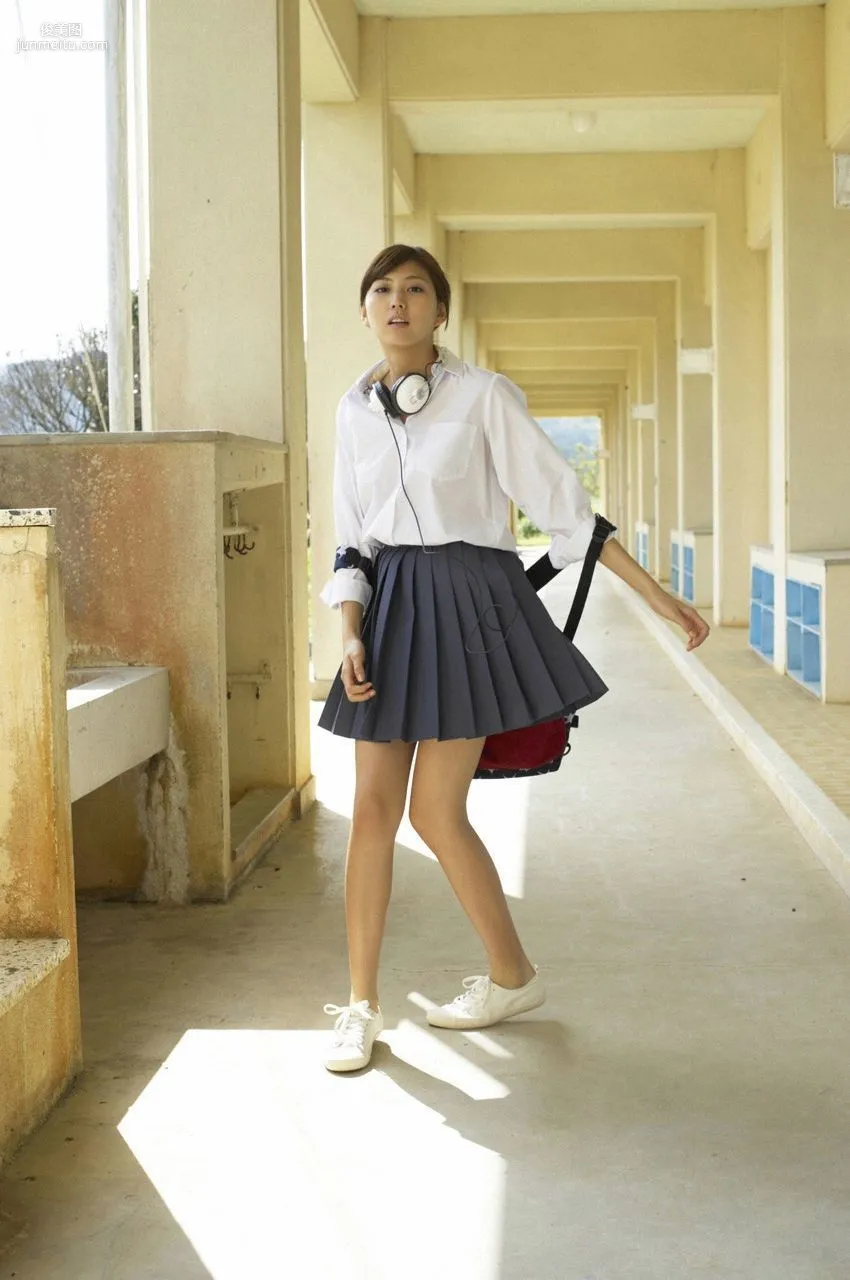 Iwasaki Nami, Nami Iwasaki Special [WPB-net] No.152 Photo Set photo 40