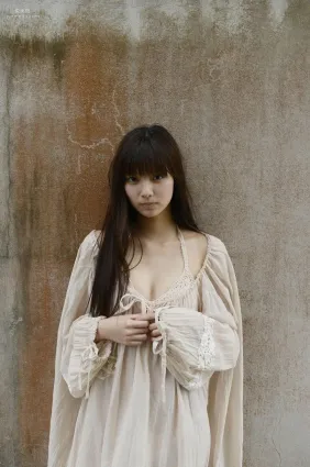 新川優愛《美しすぎる彼女に一目惚れ》 [WPB-net] No.157 寫真集