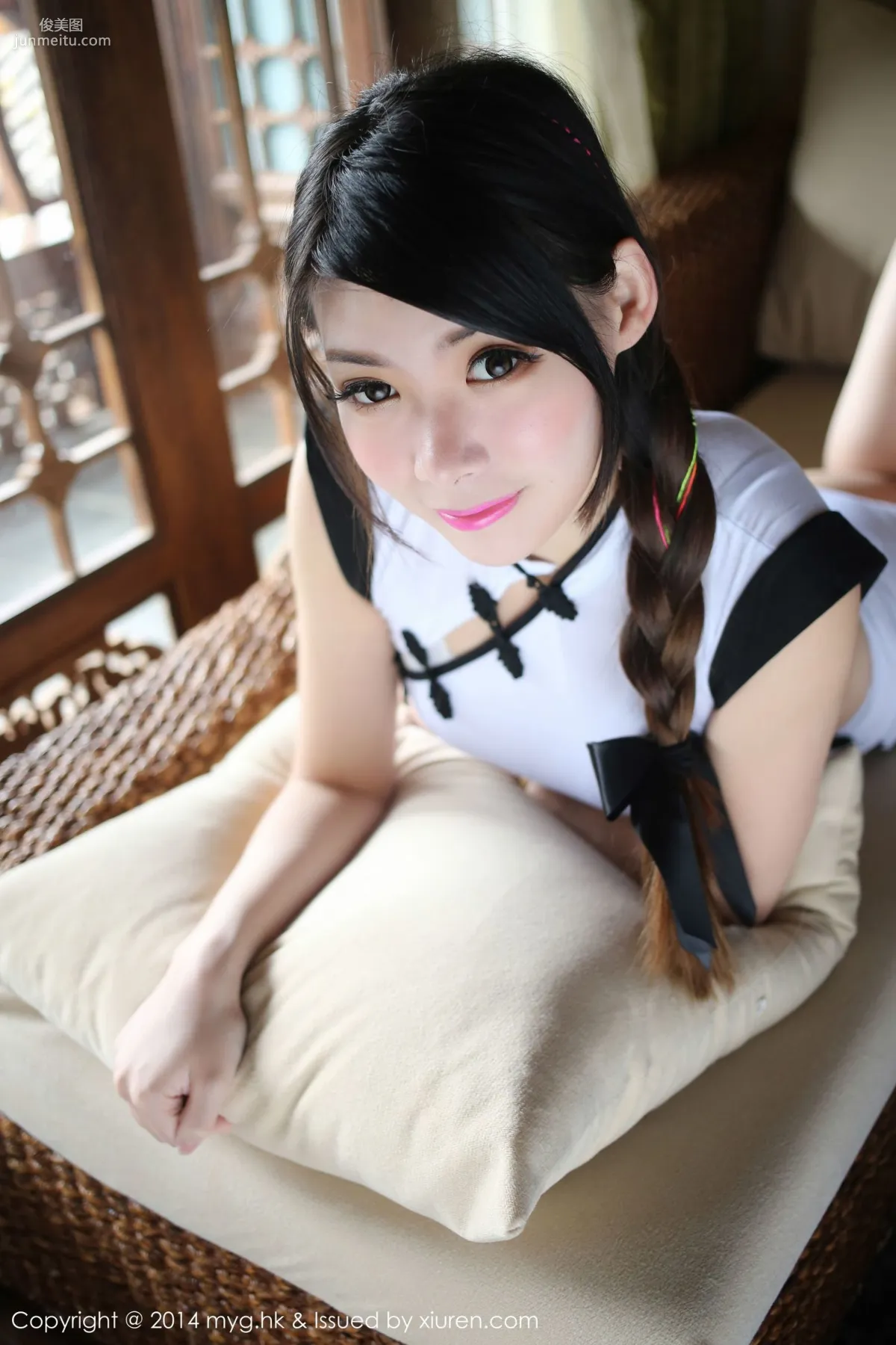 MARA Jiang, Ethnic Style + Policewoman COS + Private Shoot [MyGirl] Vol.071 Photo Set photo 20