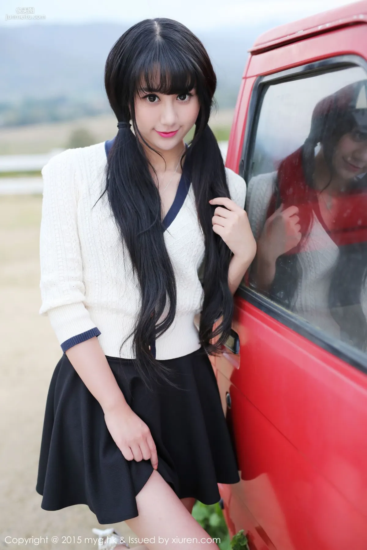Yangxiao Qinger 'Thong Curves + Street Snap Series' [MyGirl] Vol.102 Photo Set photo 42