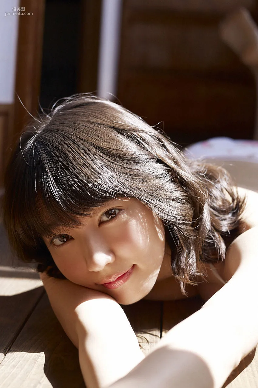 Riho Yoshioka Distant Memories [WPB-net] No.183 Photo Set photo 14