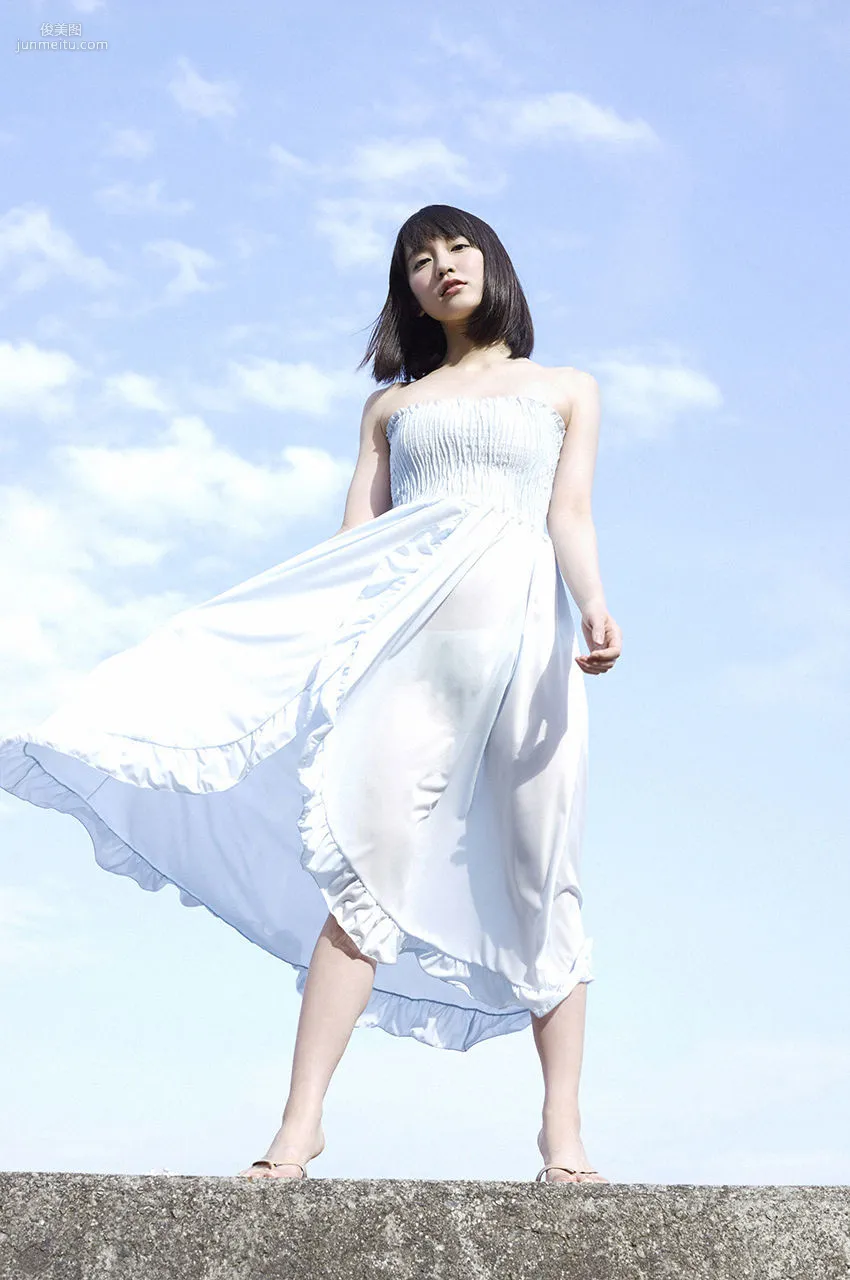 Riho Yoshioka Distant Memories [WPB-net] No.183 Photo Set photo 6