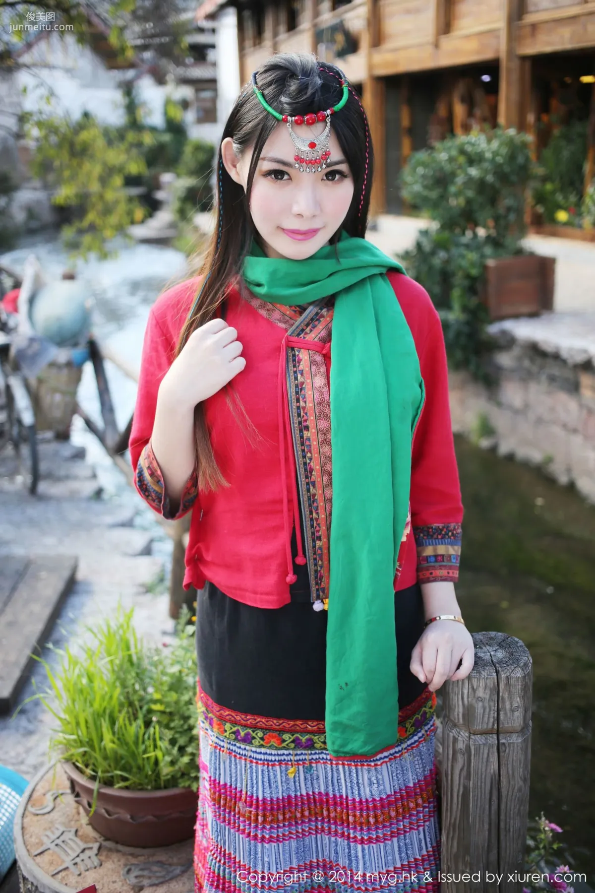 MARA Jiang, Ethnic Style + Policewoman COS + Private Shoot [MyGirl] Vol.071 Photo Set photo 2