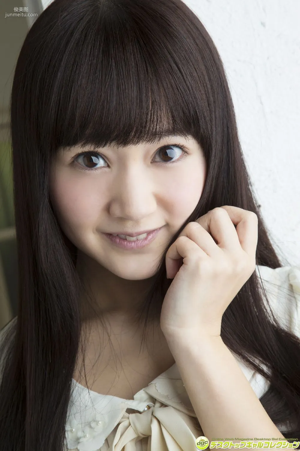浜田翔子《クリクリ瞳が愛らしいレジェンド☆グラドル》 [DGC] 写真集2