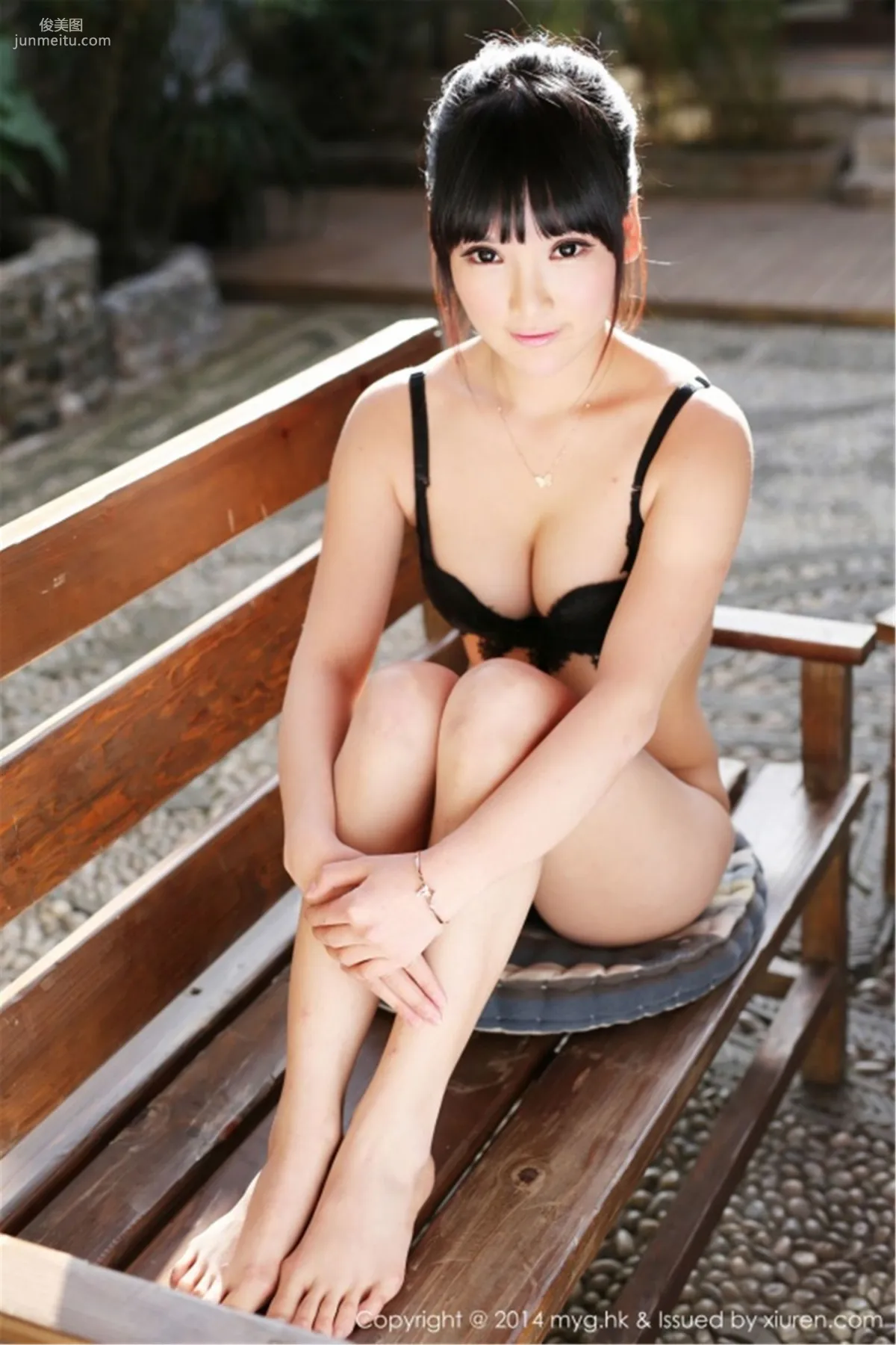 Nier Bluelabel, Outdoor Shoot 2 Sets Fresh Lingerie [MyGirl] Vol.070 Photo Set photo 28