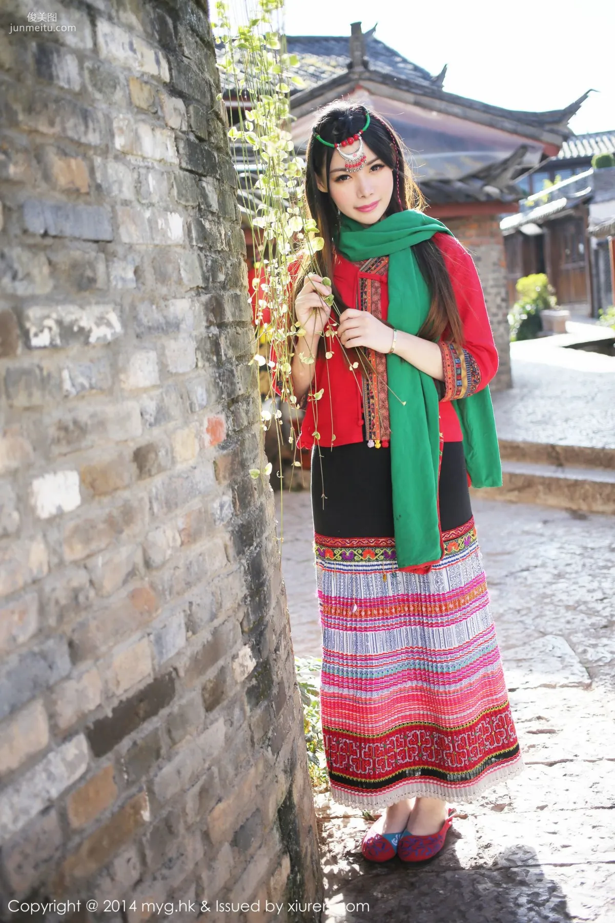 MARA Jiang, Ethnic Style + Policewoman COS + Private Shoot [MyGirl] Vol.071 Photo Set photo 10