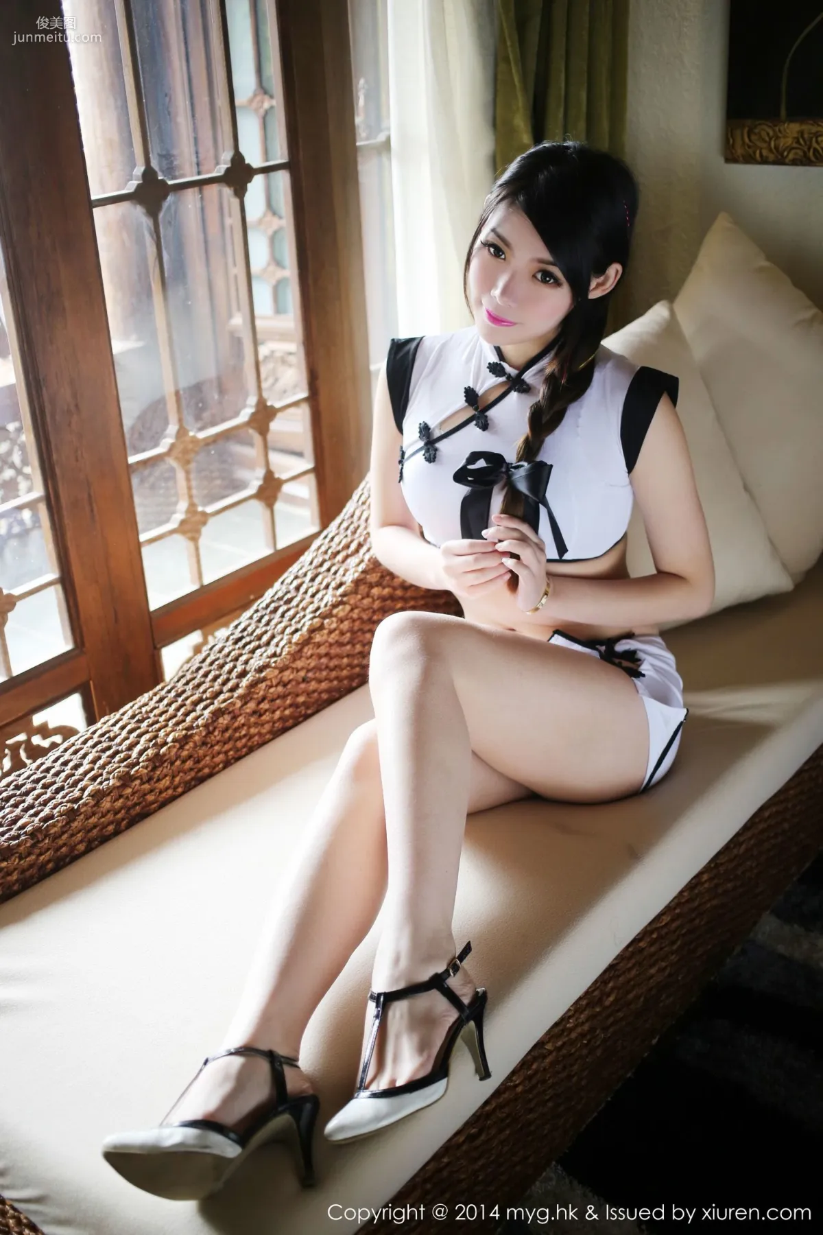 MARA Jiang, Ethnic Style + Policewoman COS + Private Shoot [MyGirl] Vol.071 Photo Set photo 12