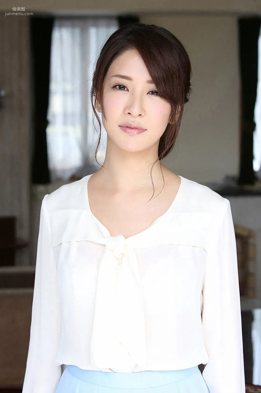 Mai Kamuro, Under the Mask of a Pure Wife, [WPB-net] No.178 Photo Set photo 45