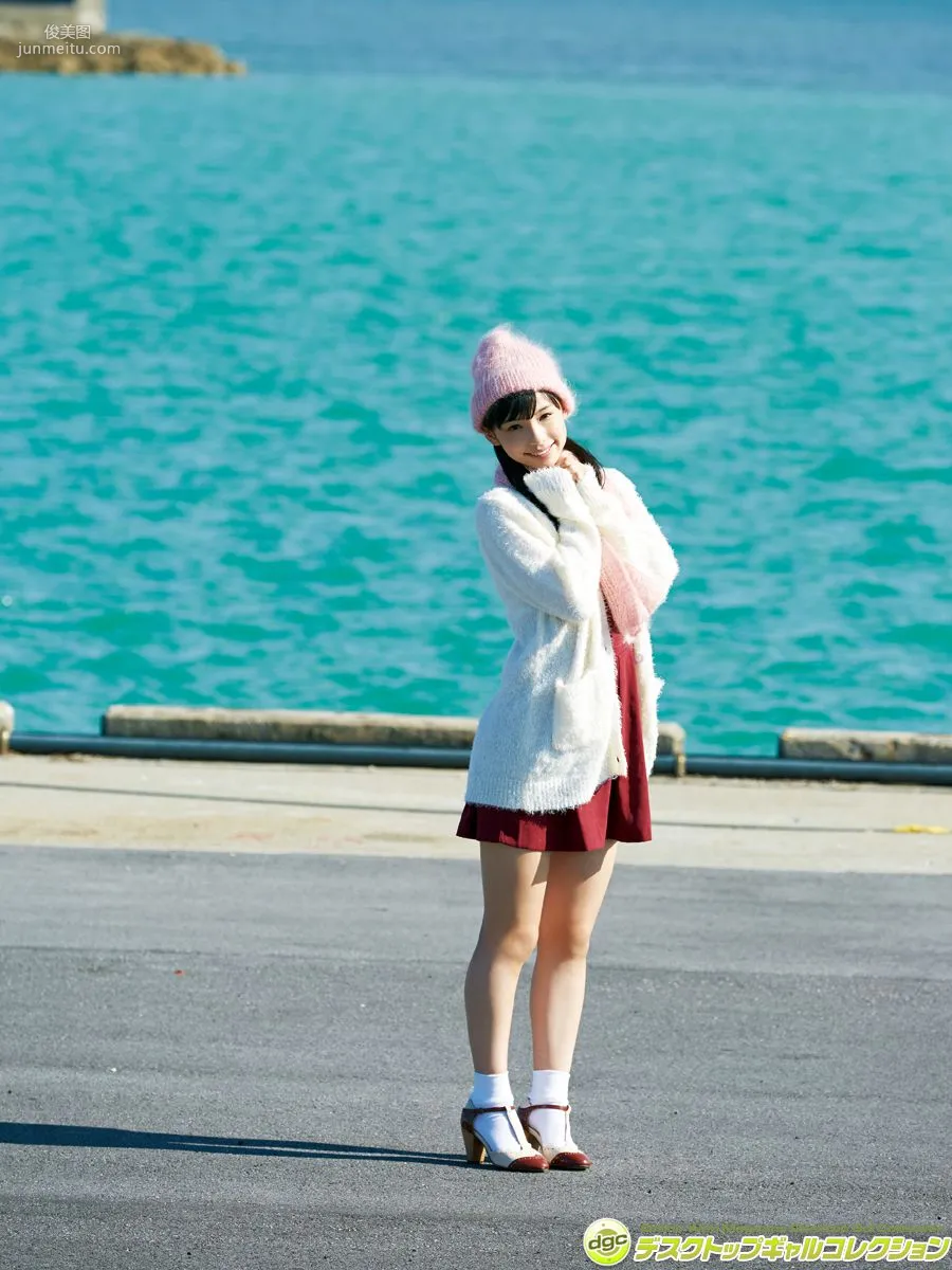 Seina Tsurumaki "Very Popular for Her Refreshing Smile and Slender Body!!" [DGC] Photo Set photo 39
