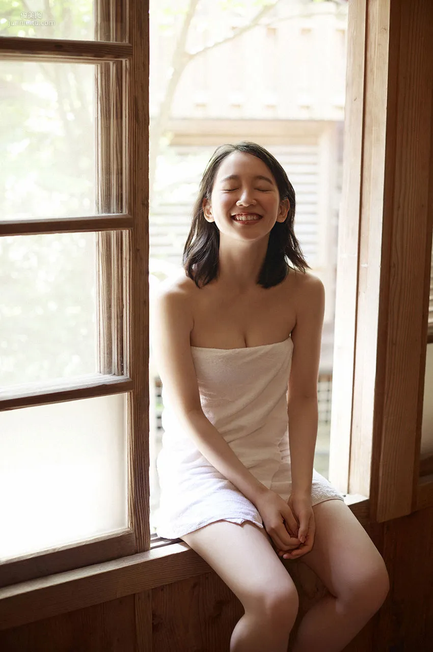 Riho Yoshioka Distant Memories [WPB-net] No.183 Photo Set photo 130