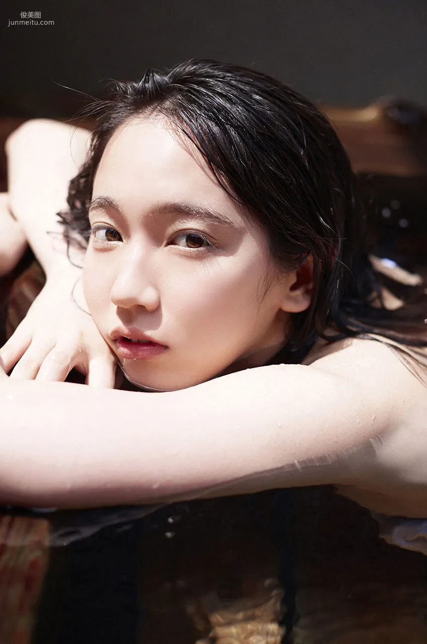 Riho Yoshioka Distant Memories [WPB-net] No.183 Photo Set photo 142