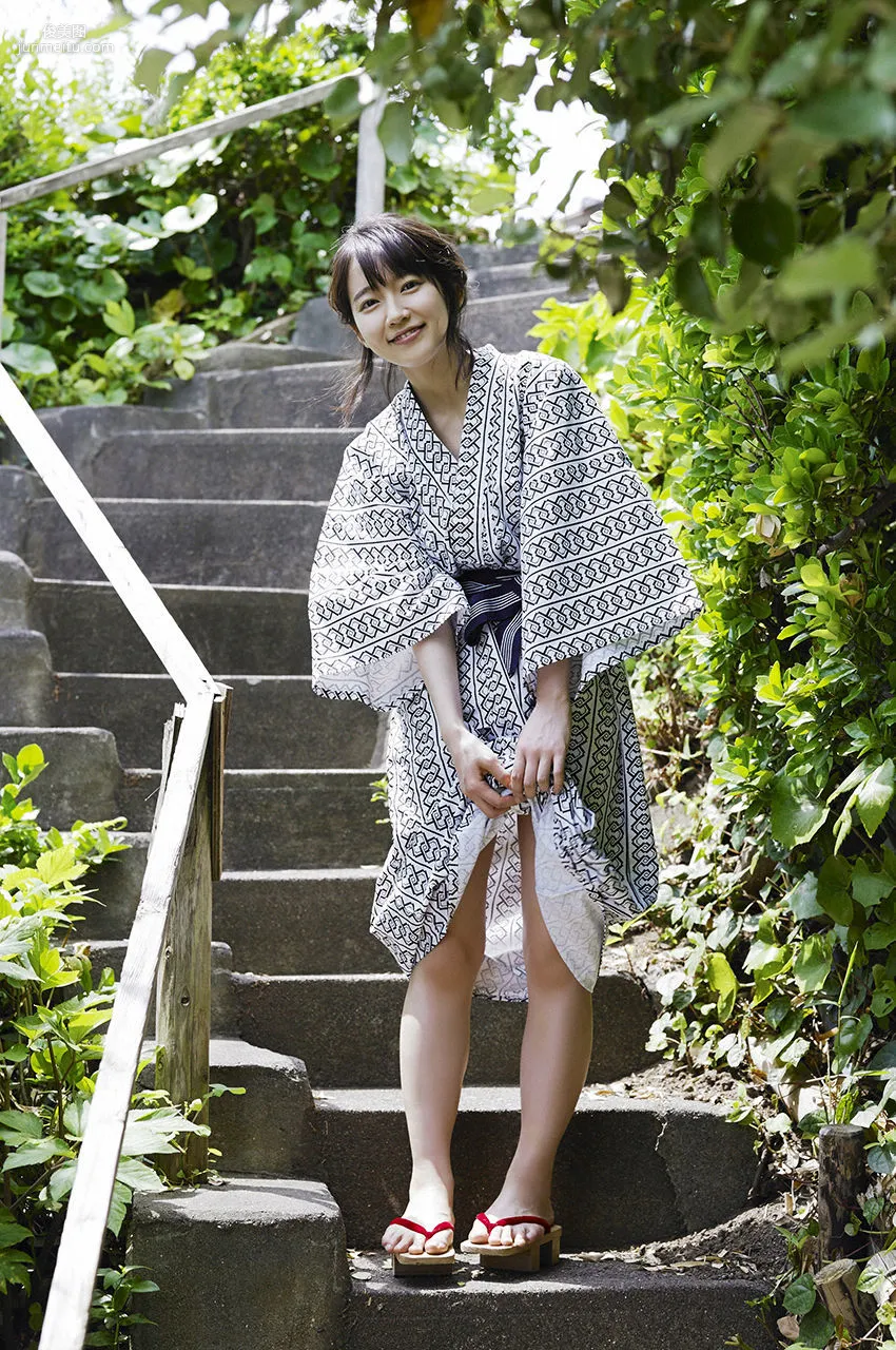 Riho Yoshioka Distant Memories [WPB-net] No.183 Photo Set photo 80