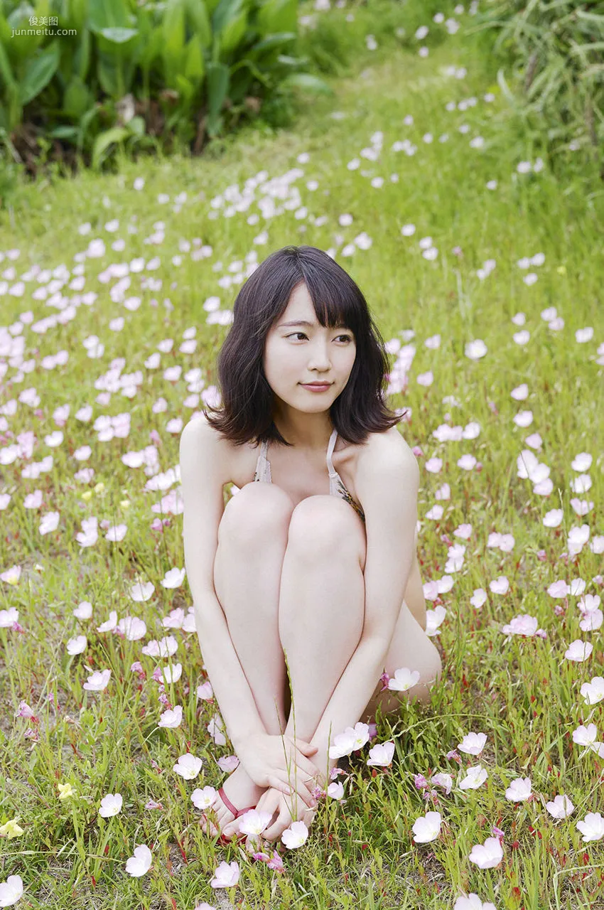 Riho Yoshioka Distant Memories [WPB-net] No.183 Photo Set photo 36
