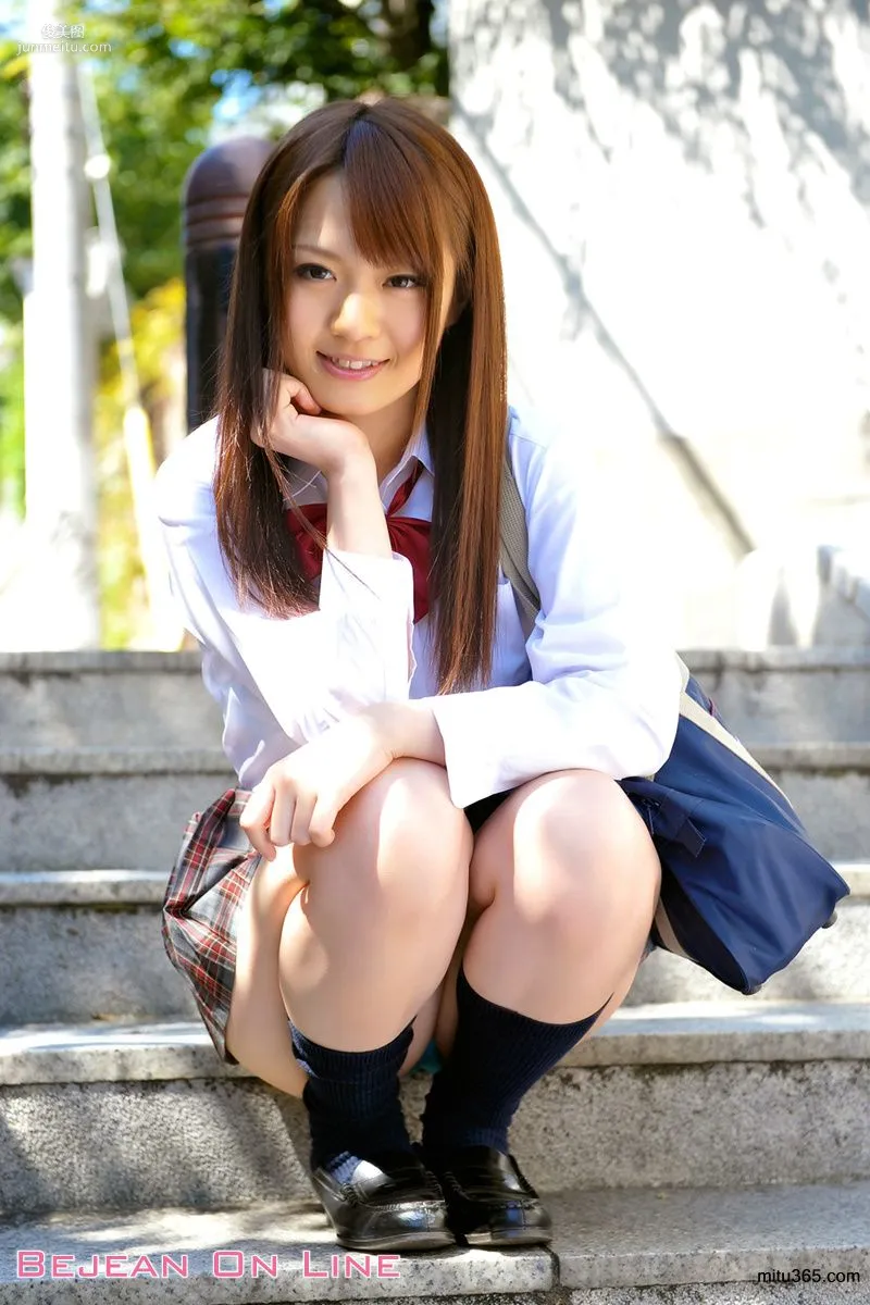 Eri Hosaka [Bejean On Line] SEX in a Dirty Room Photo Set photo 4