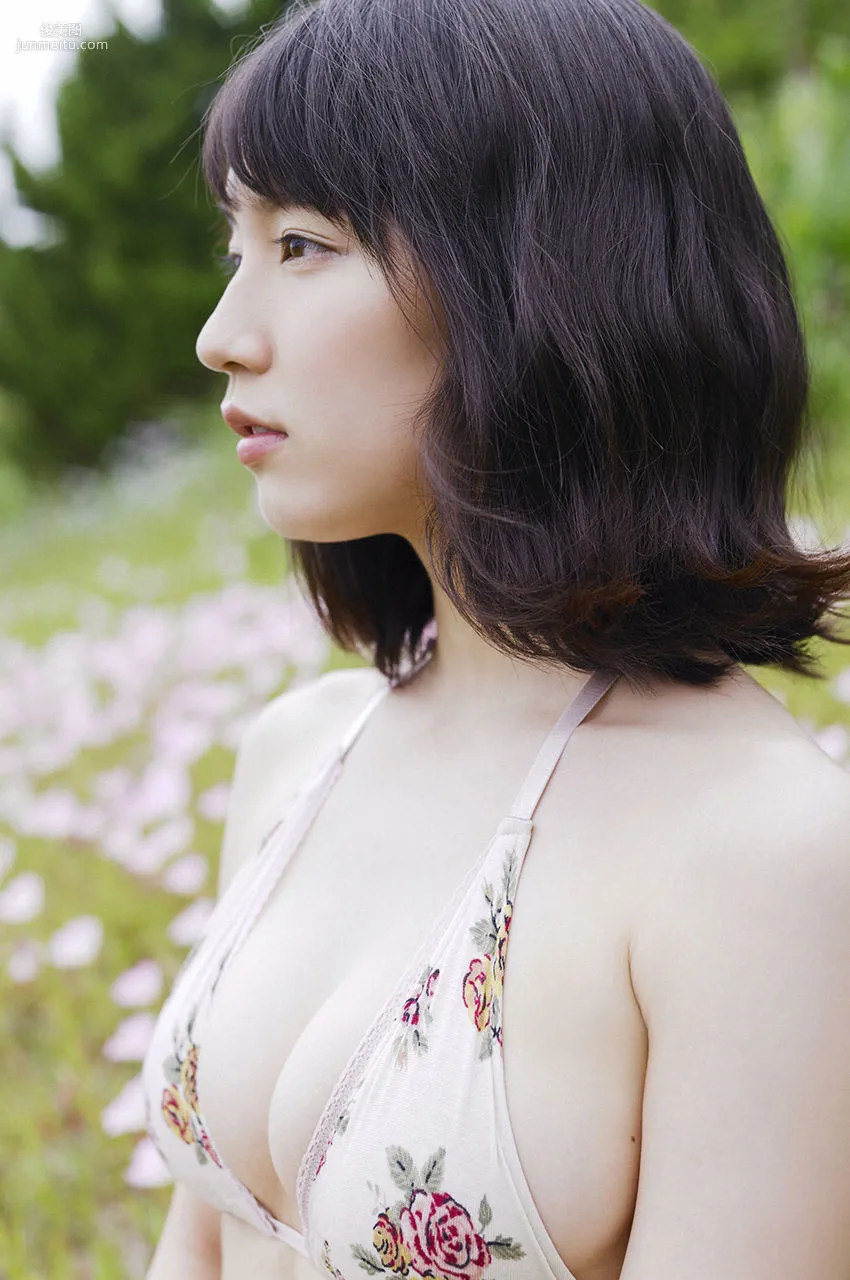 Riho Yoshioka Distant Memories [WPB-net] No.183 Photo Set photo 40