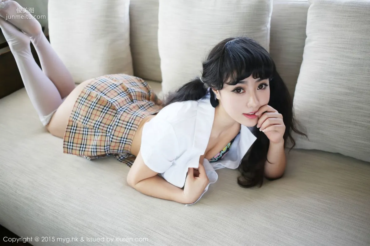Manuela, Student Uniform [MyGirl] Vol.107 Photo Set photo 3