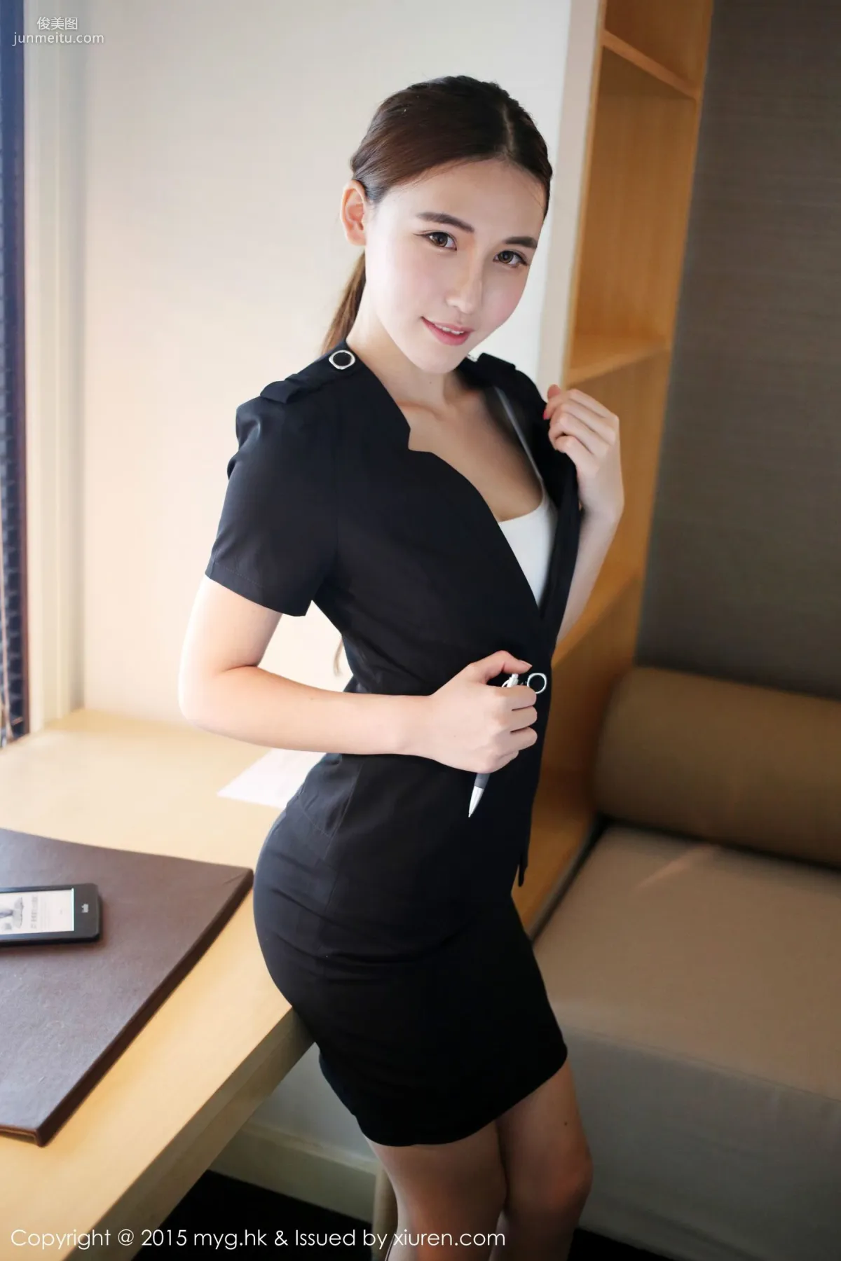 Xionga BOBO, Teacher Uniform Temptation [MyGirl] Vol.161 Photo Set photo 18