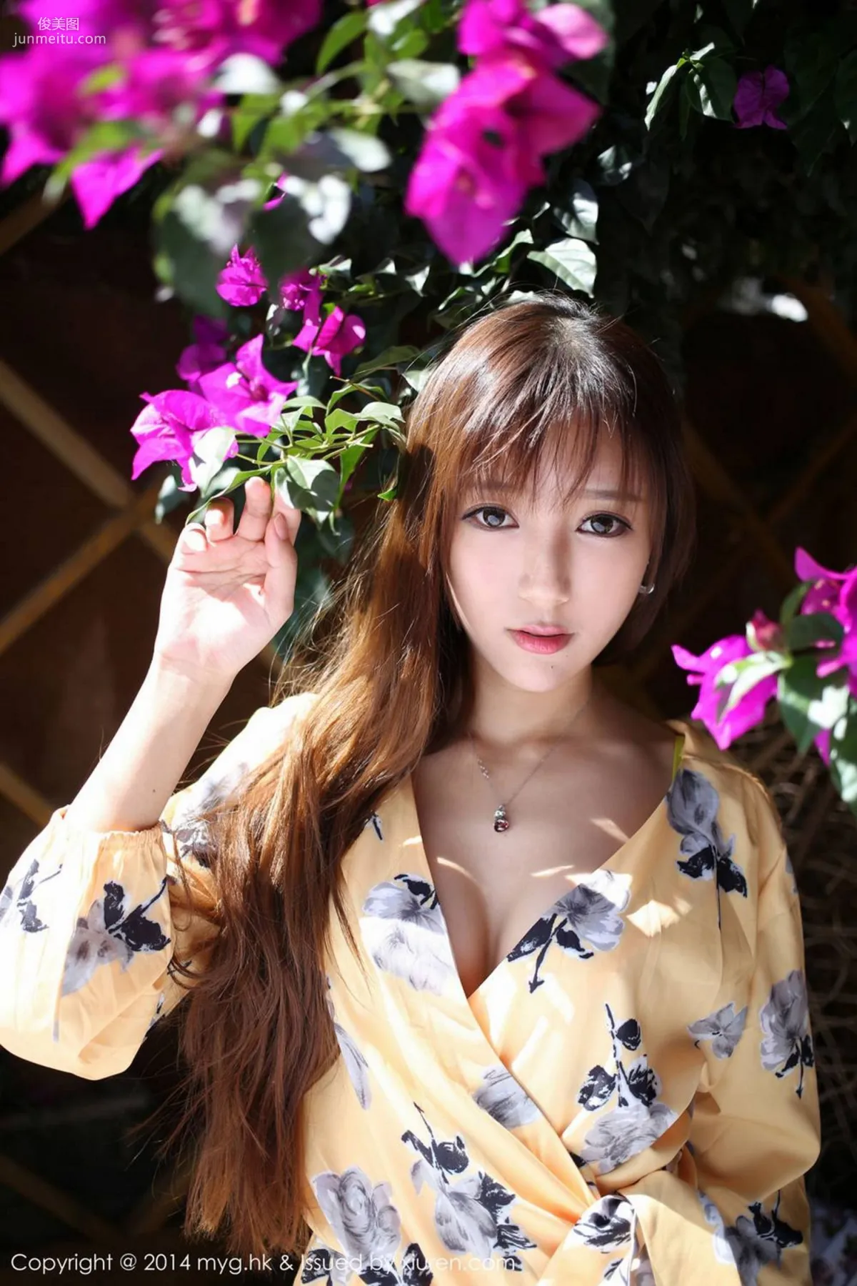 Yanni Wang, Lijiang Travel Shoot, Super Fresh and Beautiful Outdoor Shoot [MyGirl] Vol.079 Photo Set photo 24