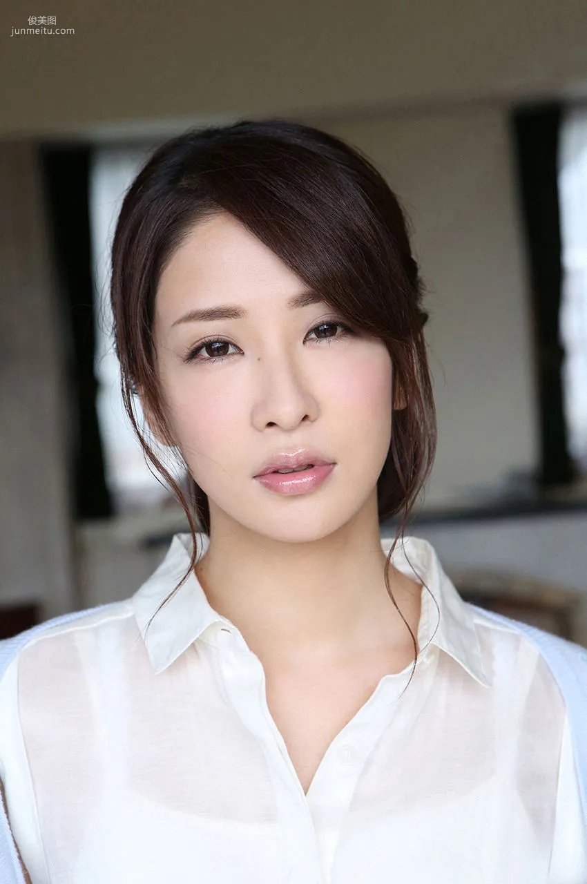 Mai Kamuro, Under the Mask of a Pure Wife, [WPB-net] No.178 Photo Set photo 21