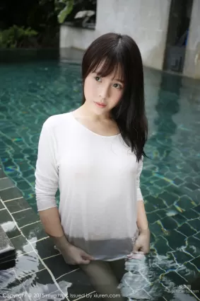 Evelyn艾莉《泳池濕身》 [美媛館MyGirl] Vol.180 寫真集
