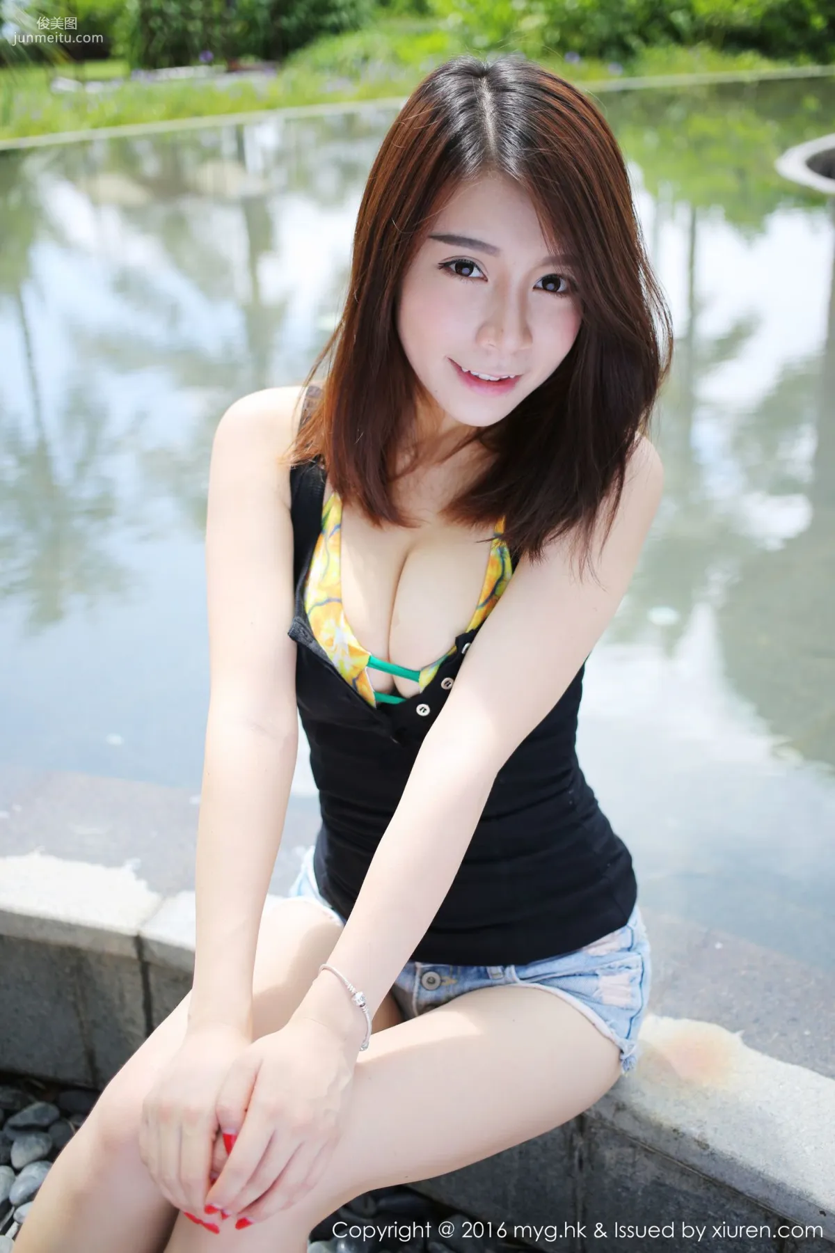 vetiver Jiabao Beier Sanya Travel Shoot Bikini + Hot Pants [MyGirl] Vol.227 Photo Set photo 18