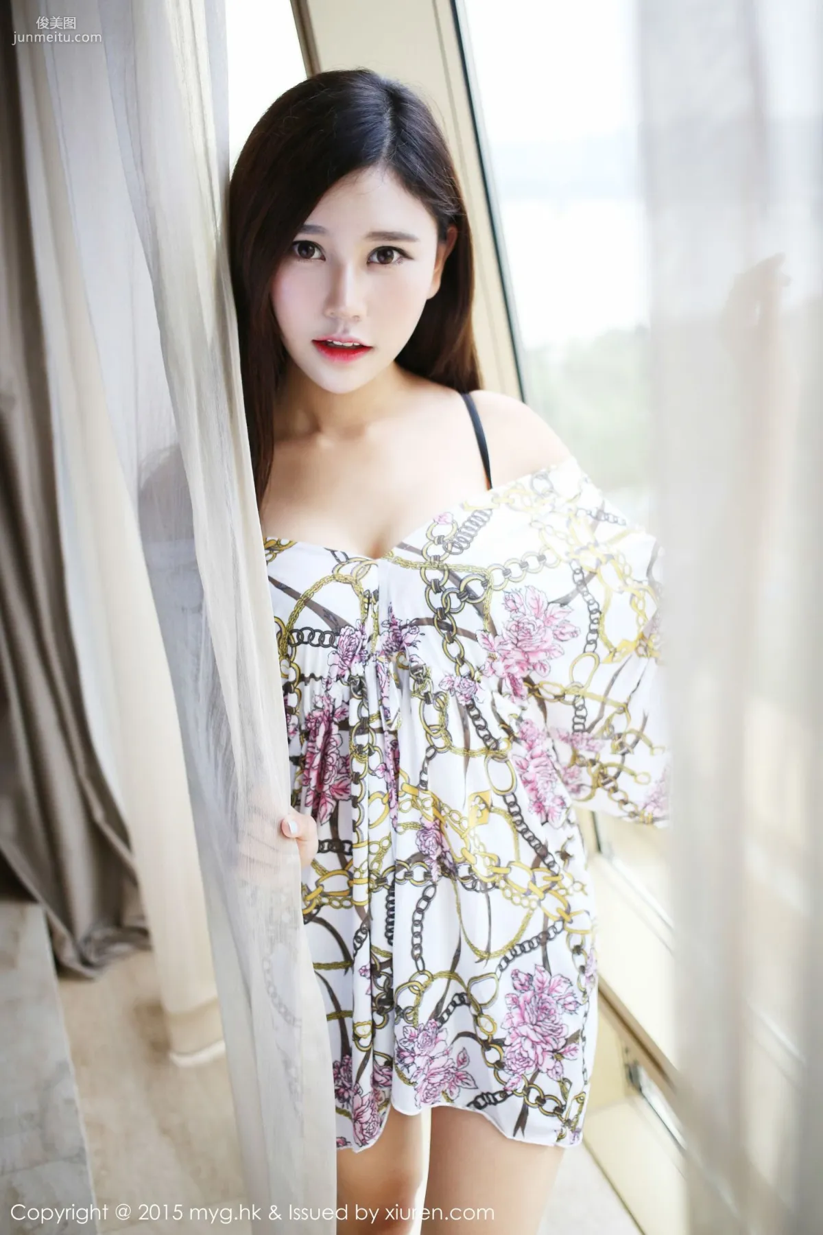 Milk Chuchu 2 Sets of Ultra Short Skirts and Lingerie Temptation [MyGirl] Vol.139 Photo Set photo 16