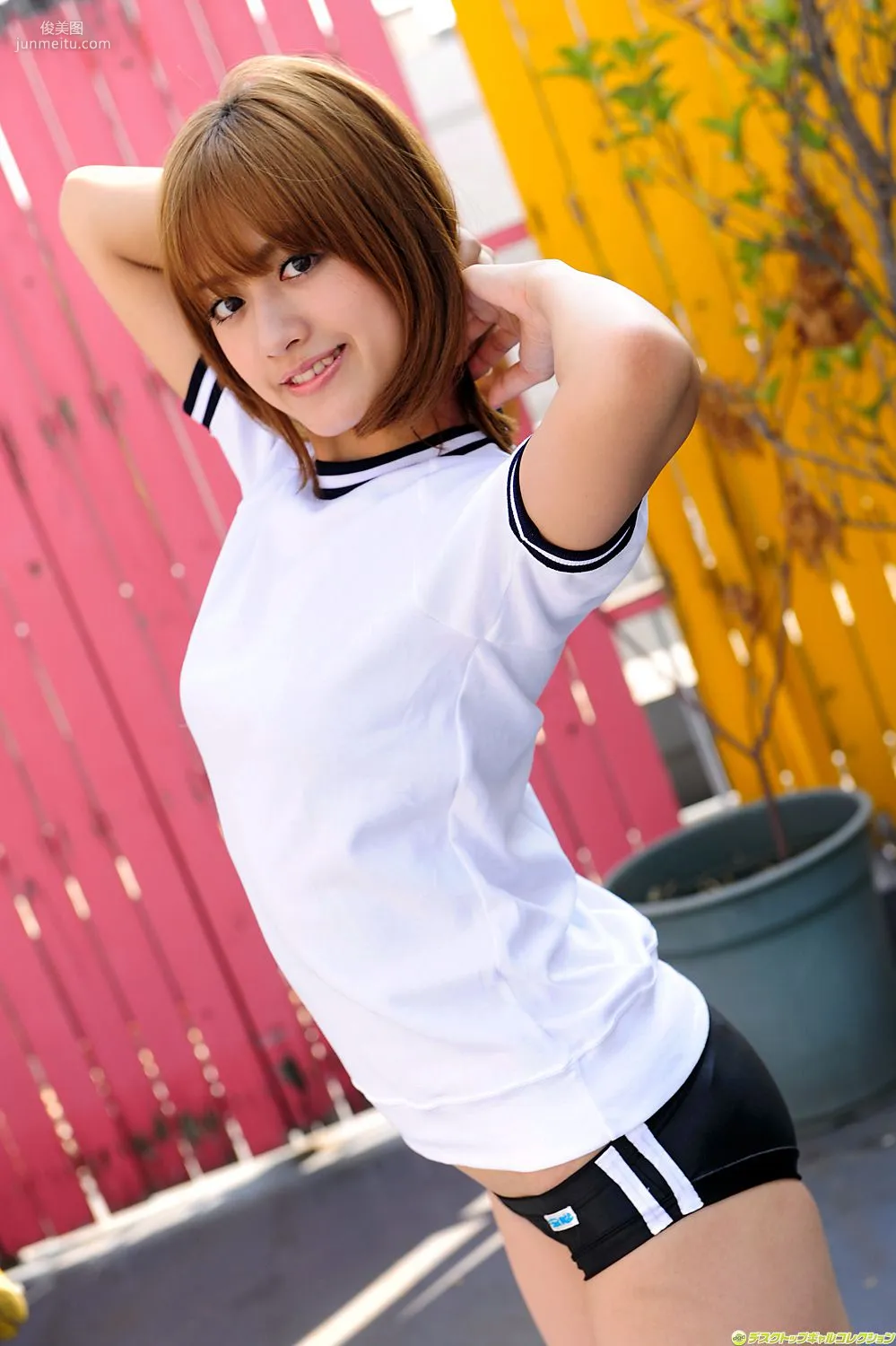 [DGC] NO.886 Cyndi Sakurai, Uniform Beautiful Girl Paradise Photo Set photo 1