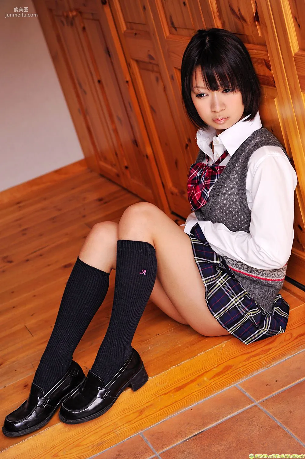 [DGC] NO.895 Kei Miyatsuka, Uniform Beautiful Girl Paradise Photo Set photo 29