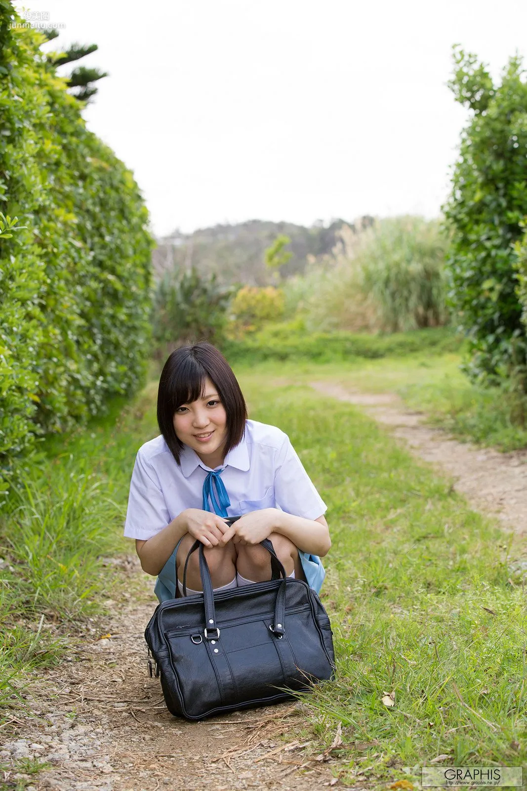 Umi Hirose, [Graphis] First Gravure, First Nude Girl Photo Set photo 14