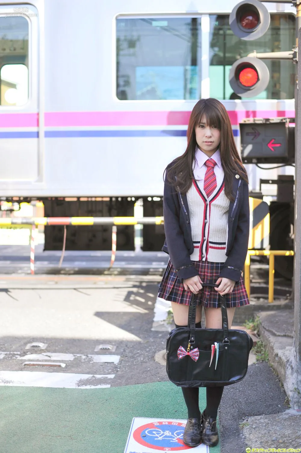 [DGC] NO.955 Maaya 真亜也 制服美少女天國 寫真集 7