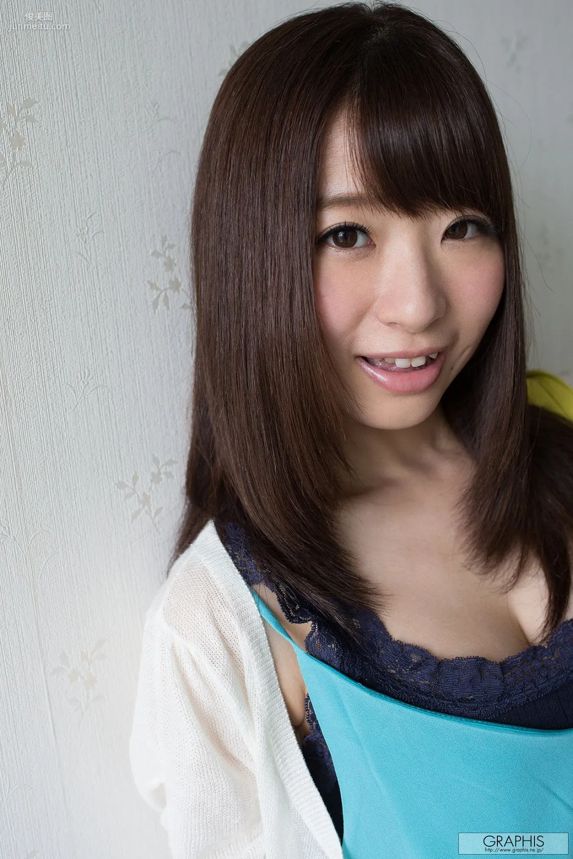 初美沙希《Caucus Race》 [Graphis] Gals 写真集5