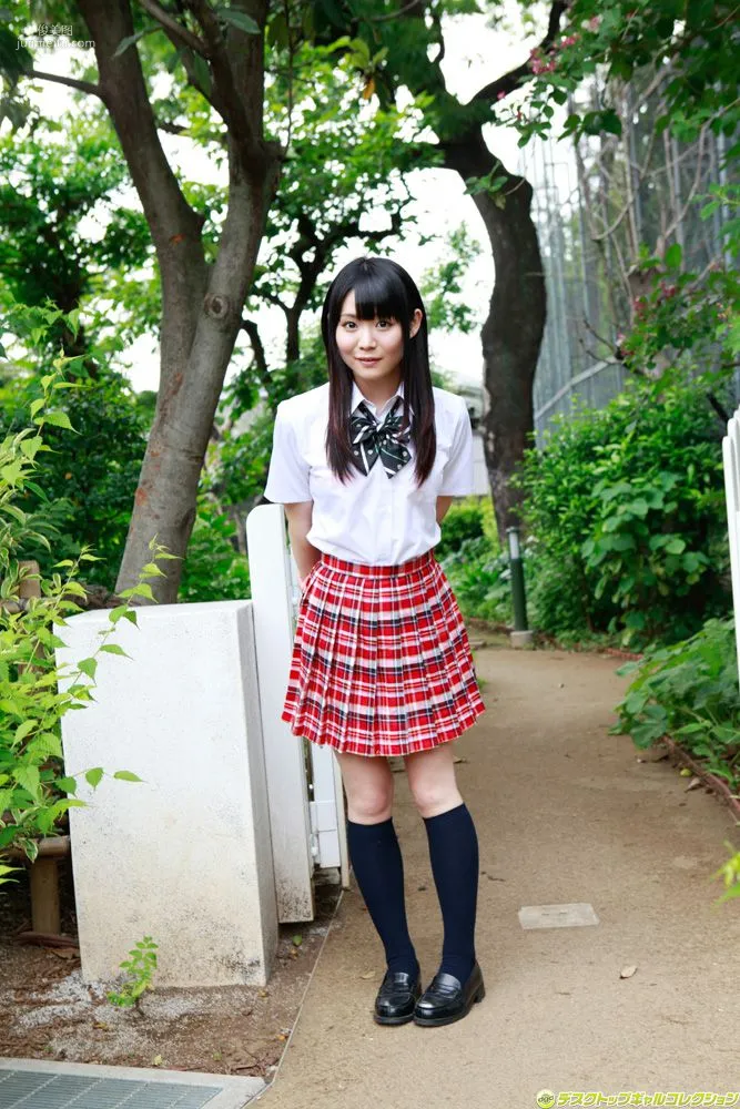 Sayaka Otonashi "An Immature Body of a Loli-Faced Beauty Who Looks Good in Uniform" Photo Set [DGC] NO.1046 photo 28