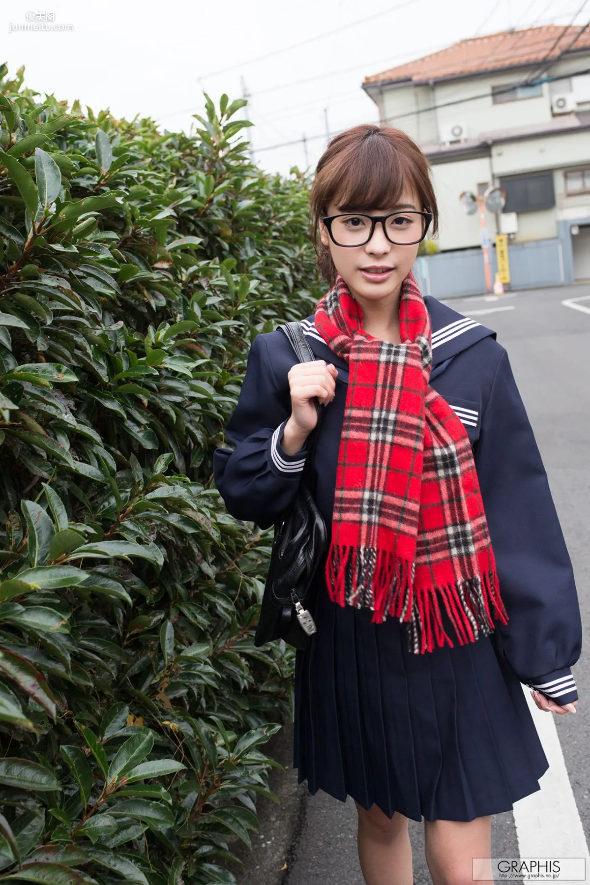 桃乃木かな/桃乃木香奈『Thanksgiving』 [Graphis] Gals 写真集2