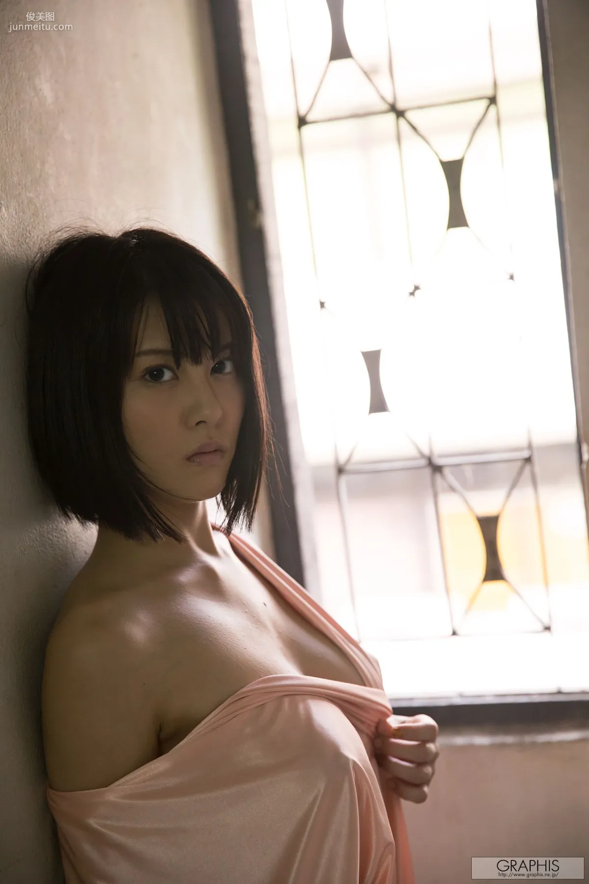 松岡ちな『Gifted』 [Graphis] Gals 写真集8