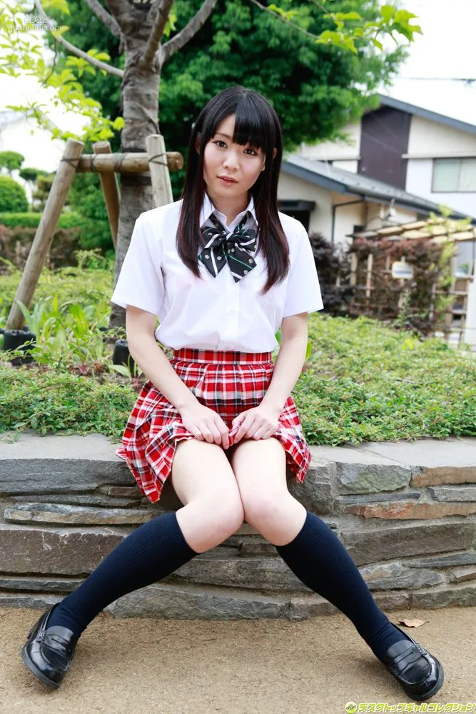 Sayaka Otonashi "An Immature Body of a Loli-Faced Beauty Who Looks Good in Uniform" Photo Set [DGC] NO.1046 photo 33