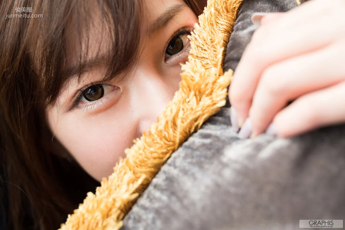 Tsubasa: Graphis First Gravure photo 33