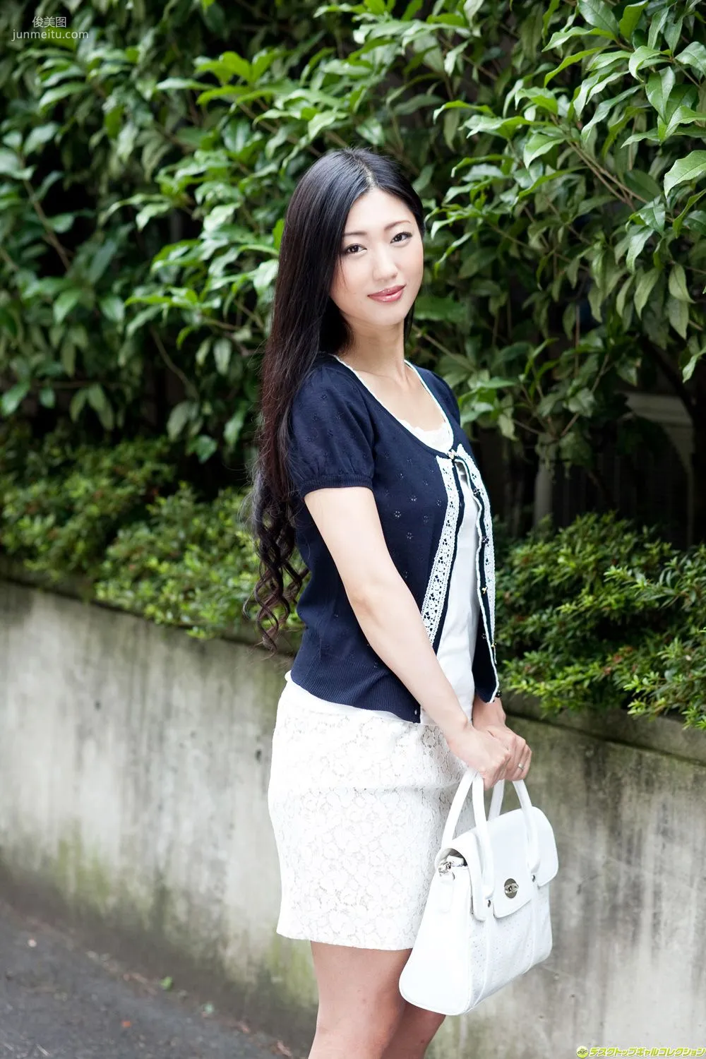Mitsu Dan: DGC No. 1065 photo 6