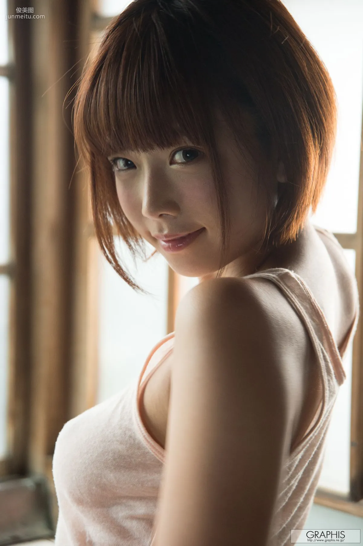 紗倉まな《Summernude》 [Graphis] Gals 写真集13