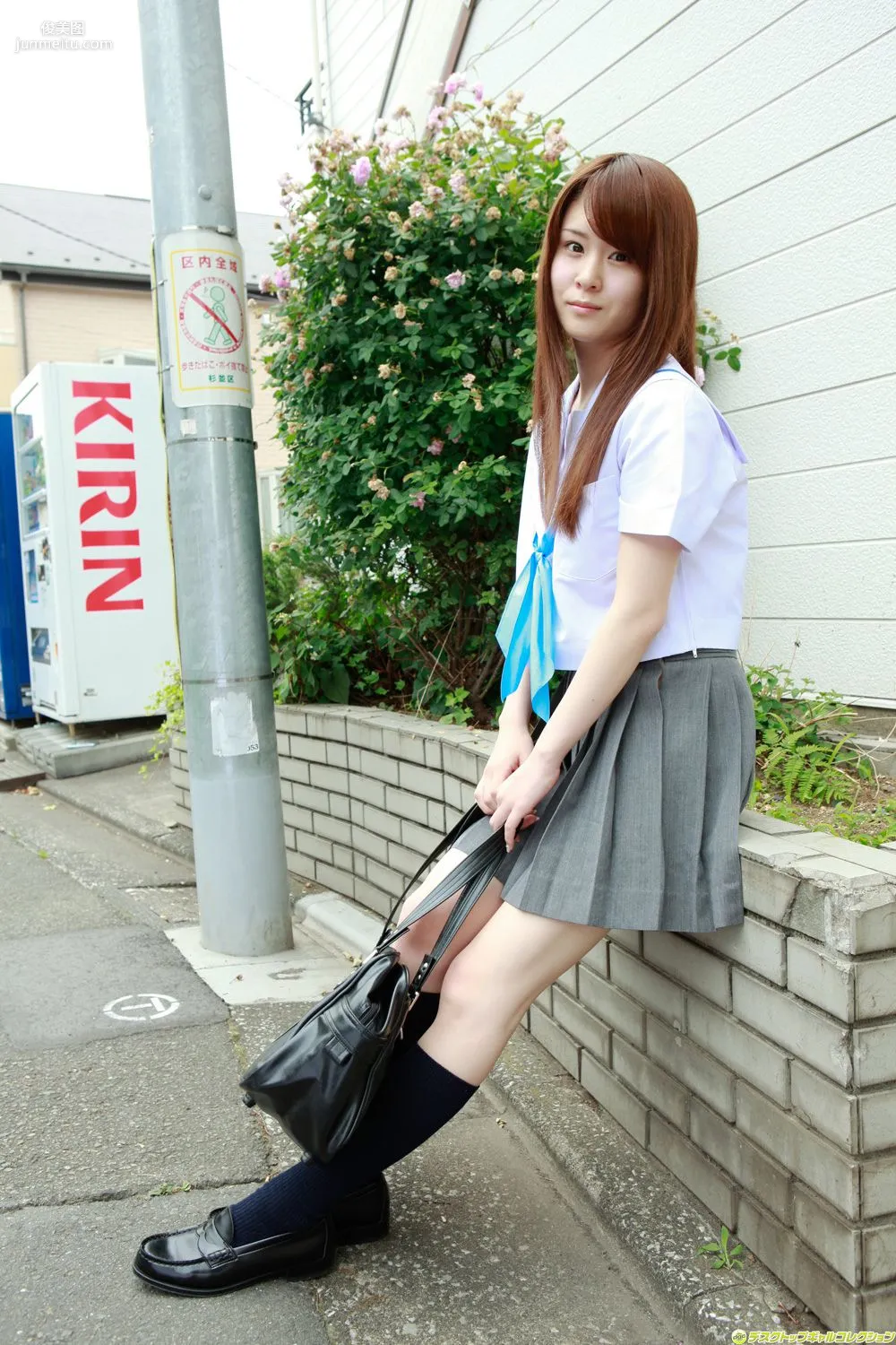 Shiori Asana "Sweet Loli Face and Uniform Perfect Fusion!" Photo Set [DGC] NO.1040 photo 12
