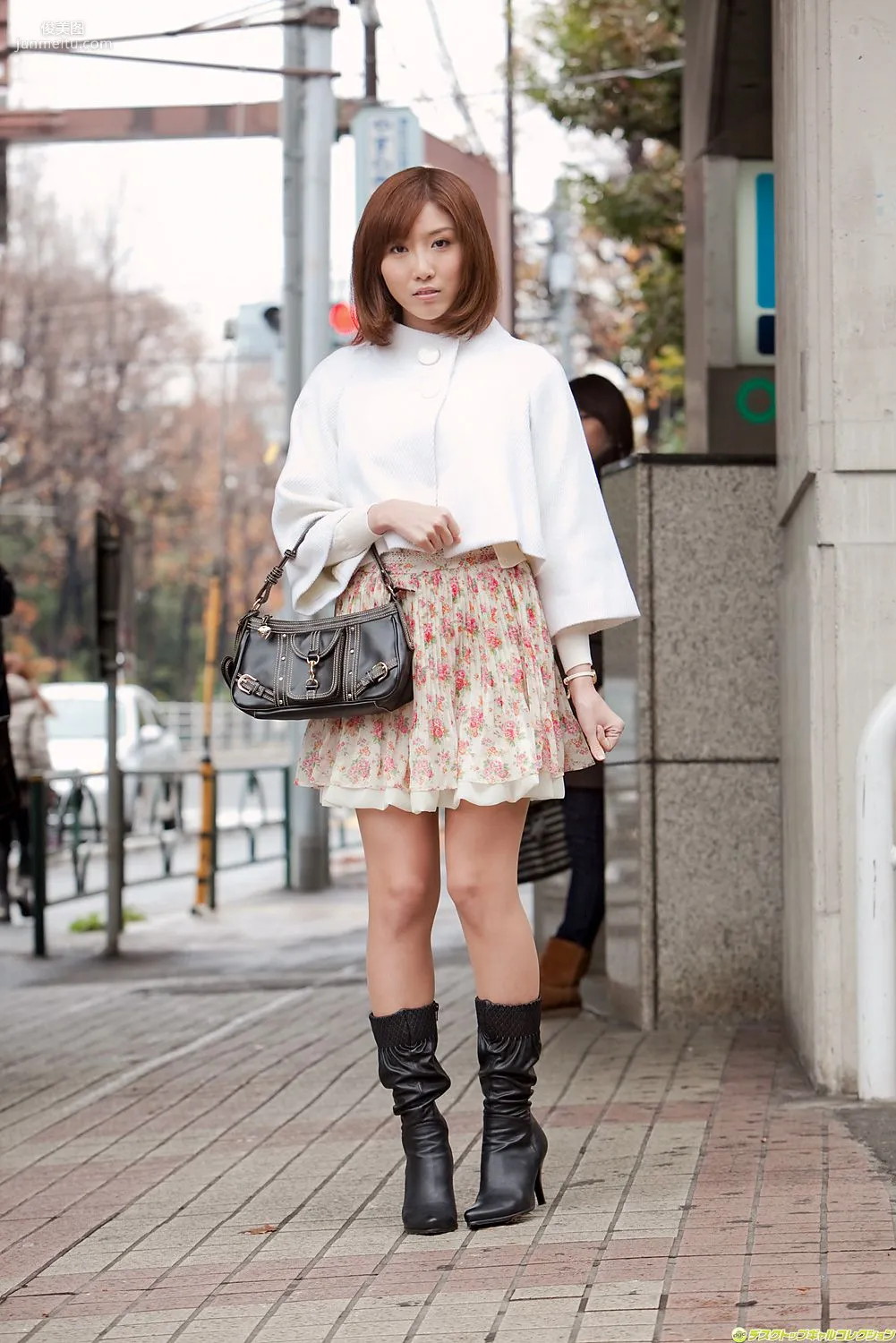 Yui Akane: DGC No. 1026 photo 1