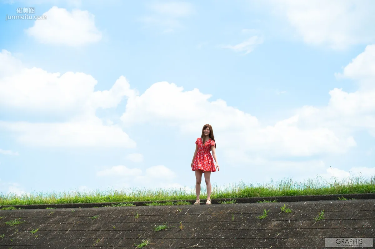 榊梨々亜/榊梨梨亞《Be shy》 [Graphis] Gals 寫真集 8