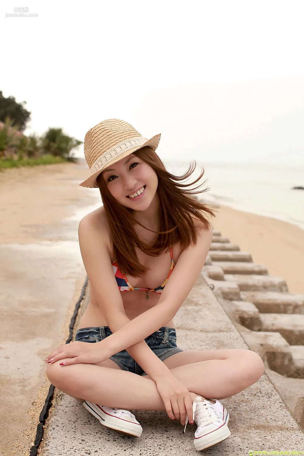 辰巳奈都子《くびれたウエストが繰り出すエロ曲線美》寫真集 [DGC] NO.1077 23