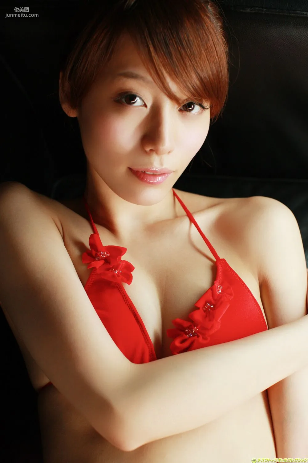 Erika Tsunashima 'Getting Close to the Bare Skin of a Superb Slender Older Sister' Photo Set [DGC] NO.1054 photo 79
